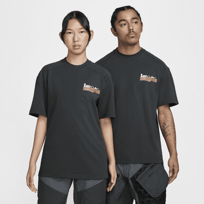 NIKE公式】ナイキ ISPA Tシャツ.オンラインストア (通販サイト)
